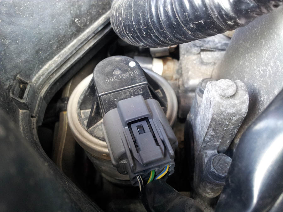 Honda FRV I-VTEC SE egr-solenoid
